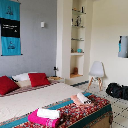 Jolie Chambre Climatisee Avec Balcon Chez L'Habitant Saint Pierre Zewnętrze zdjęcie