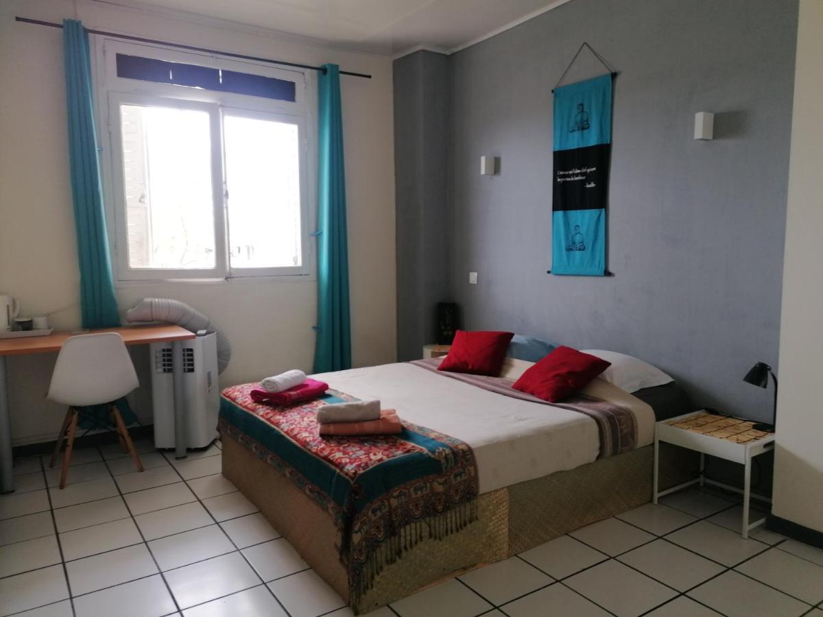 Jolie Chambre Climatisee Avec Balcon Chez L'Habitant Saint Pierre Zewnętrze zdjęcie
