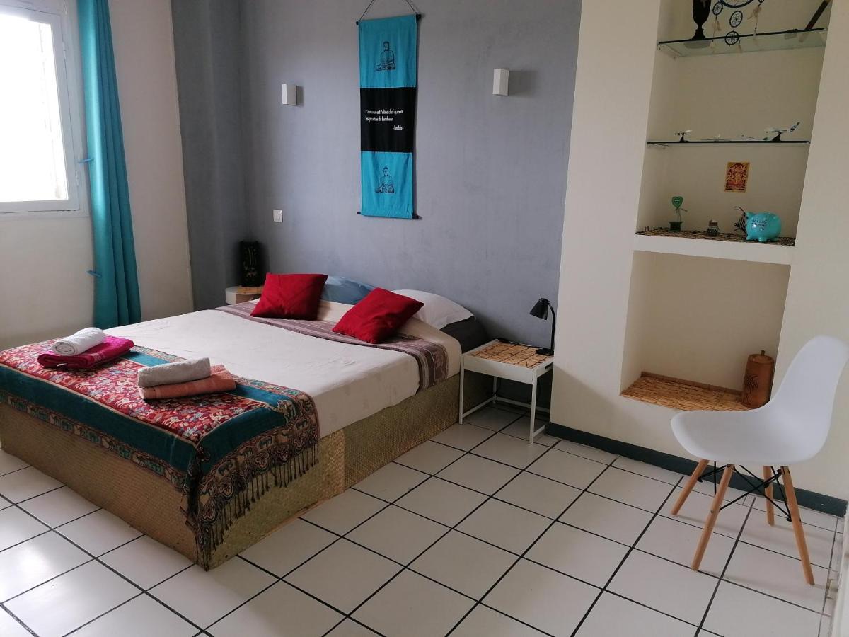 Jolie Chambre Climatisee Avec Balcon Chez L'Habitant Saint Pierre Zewnętrze zdjęcie